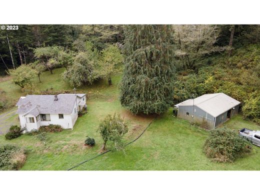 Luxe woning in Coos Bay, Coos County