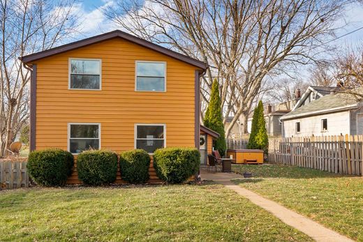 Einfamilienhaus in Waukesha, Waukesha County