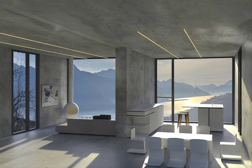 Casa Independente - Gravedona, Provincia di Como