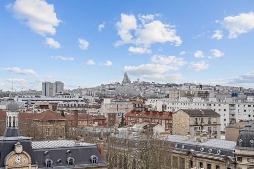 Saint-Ouen, Seine-Saint-Denisのアパートメント