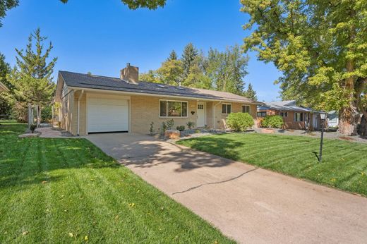 Vrijstaand huis in Fort Collins, Larimer County