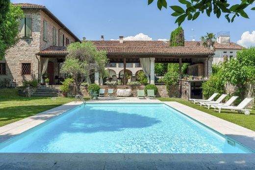 Paderno Franciacorta, Provincia di Bresciaの一戸建て住宅