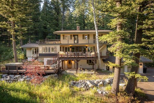 Luxury home in Teton Village, Teton County