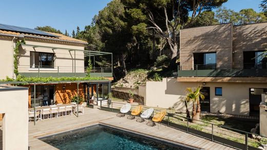 Detached House in Peyriac-de-Mer, Aude