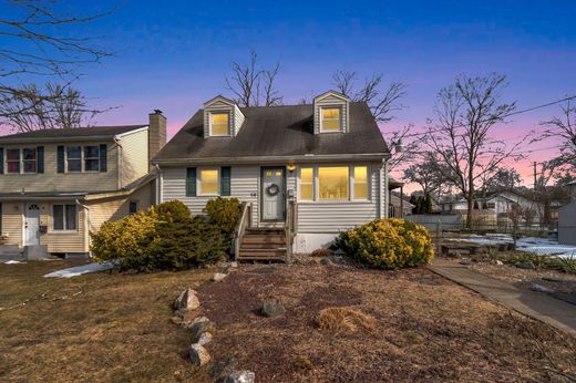 Detached House in Parsippany, Morris County