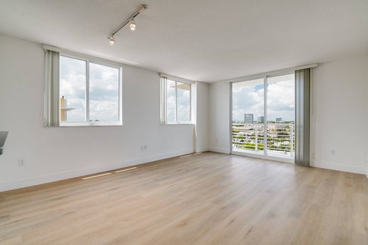 Piso / Apartamento en Aventura, Miami-Dade County