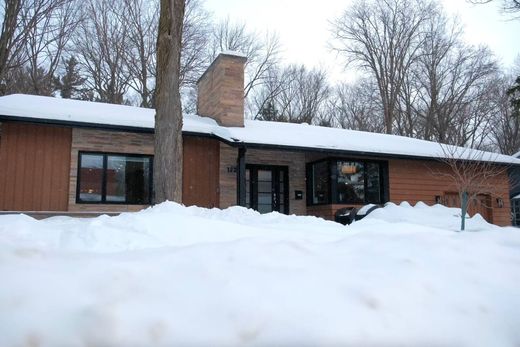 Casa en Sainte-Foy, Capitale-Nationale