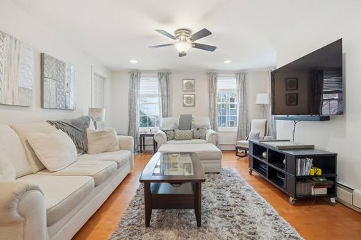 Luxury home in Boston, Suffolk County