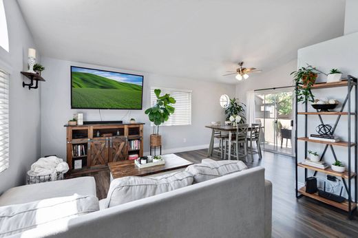 Apartamento - Chino Hills, San Bernardino County