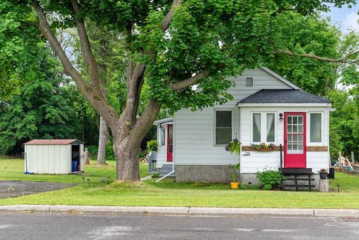 Casa en Smiths Falls, Lanark County