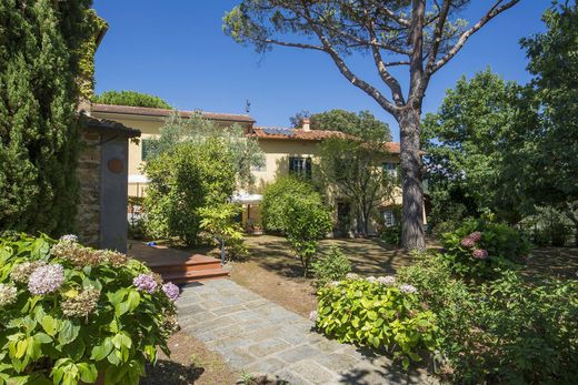 Casa Unifamiliare a Monsummano Terme, Pistoia