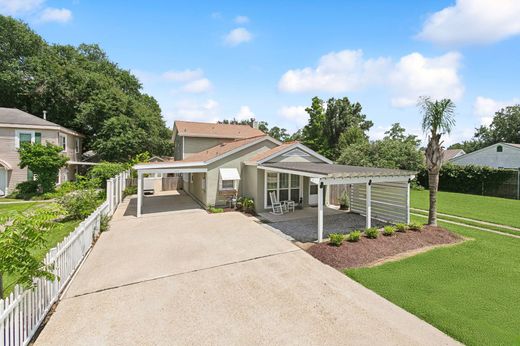 Vrijstaand huis in Metairie, Jefferson Parish