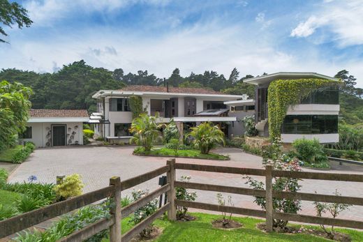 Casa de lujo en San Rafael, Cantón de Alajuela