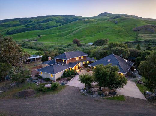 Luxury home in Cayucos, San Luis Obispo County