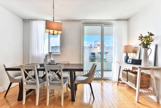 ﺷﻘﺔ ﻓﻲ Miami Beach, Miami-Dade County