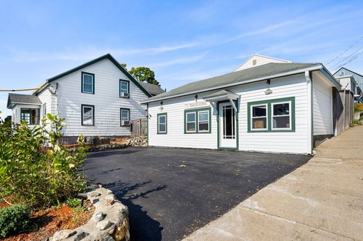 Einfamilienhaus in Woburn, Middlesex County