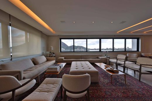 دوبلكس ﻓﻲ ريو دي جانيرو, Rio de Janeiro