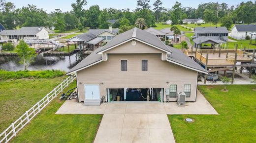 Luxury home in Springfield, Livingston Parish