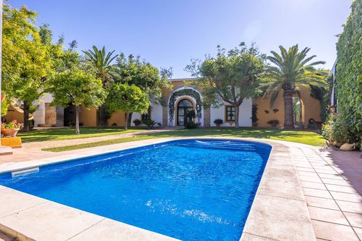 Detached House in Umbrete, Province of Seville