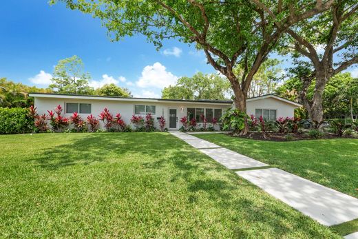 Vrijstaand huis in Pinecrest, Miami-Dade County