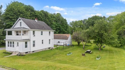 Detached House in Pittsfield, Berkshire County
