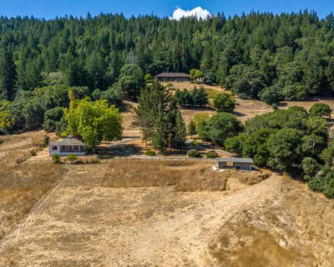 Detached House in Boonville, Mendocino County