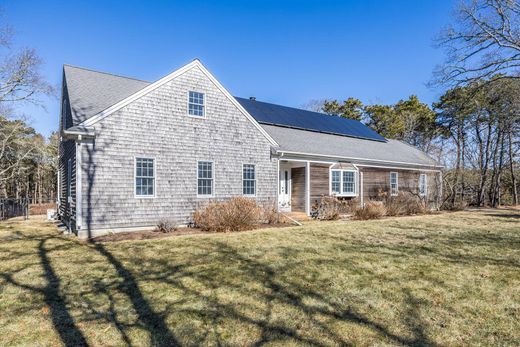 Detached House in South Chatham, Barnstable County