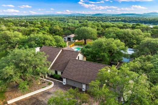 Detached House in Pipe Creek, Bandera County