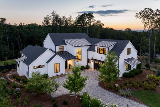 Casa Unifamiliare a Asheville, Buncombe County