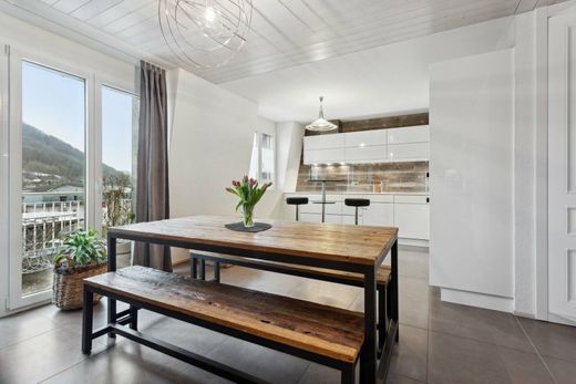 Appartement in Sugiez, See District