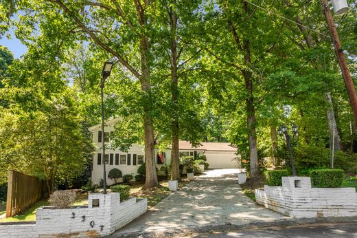 Detached House in Decatur, DeKalb County