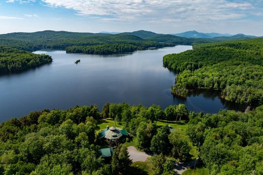 단독 저택 / Hyde Park, Lamoille County