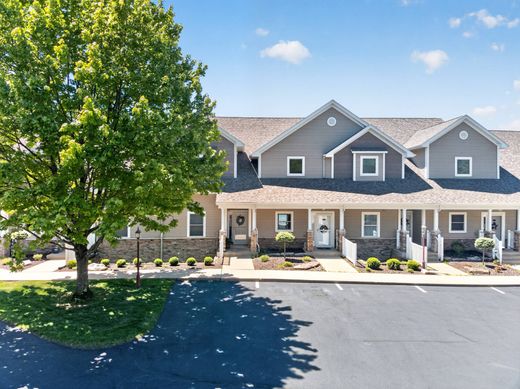 Apartment in Syracuse, Kosciusko County