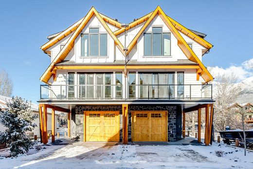 Apartment in Canmore, Alberta