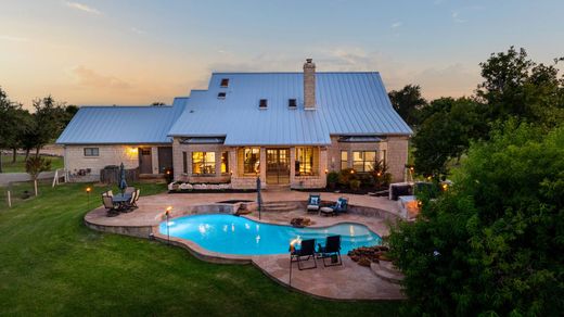 Luxury home in Fredericksburg, Gillespie County