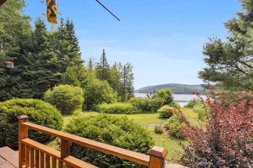 Casa en Domaine-Mont-Blanc, Laurentides