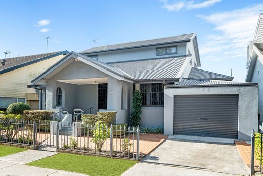 Detached House in North Bondi, New South Wales