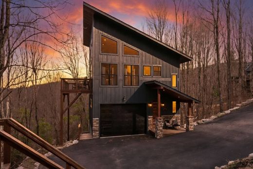 Detached House in Beech Mountain, Watauga County