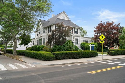 Detached House in Stonington, New London County