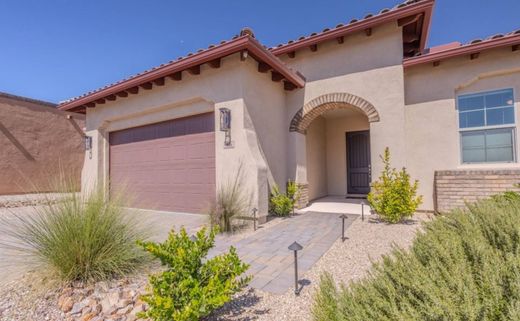 Luxury home in Tubac, Santa Cruz County