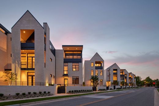 Townhouse in Oklahoma City, Oklahoma County