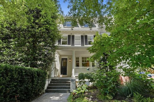 Townhouse in Washington, Washington County