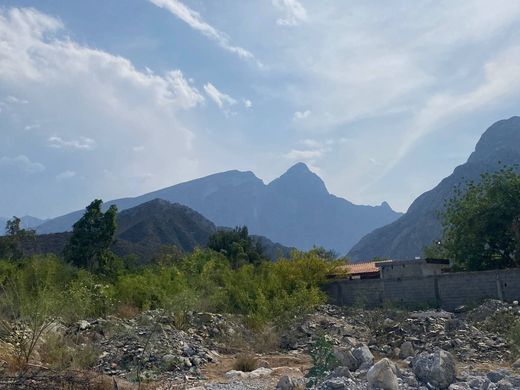 Land in Santa Catarina, Nuevo León