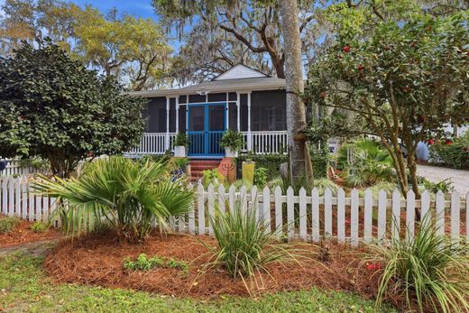 Detached House in Savannah, Chatham County