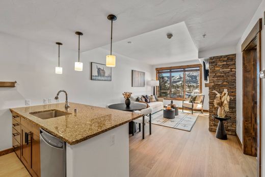 Apartment in Steamboat Springs, Routt County