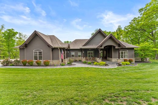 Luxury home in Troy, Lincoln County