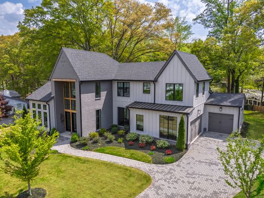 Detached House in Alpharetta, Fulton County