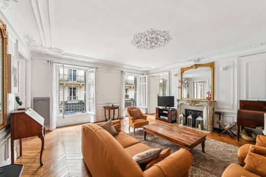 Apartment in Montorgueil, Sentier, Vivienne-Gaillon, Paris