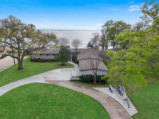 Einfamilienhaus in Baytown, Harris County