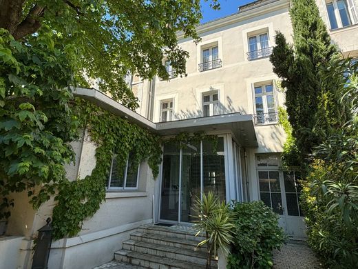 Luxe woning in Tours, Indre-et-Loire